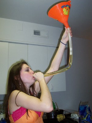 Beer Bongs and Beer Funnel :: Beer Blaster Bong