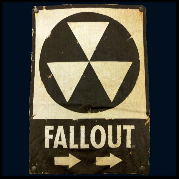 Official Fallout Nuclear Sign Mens T-shirt –