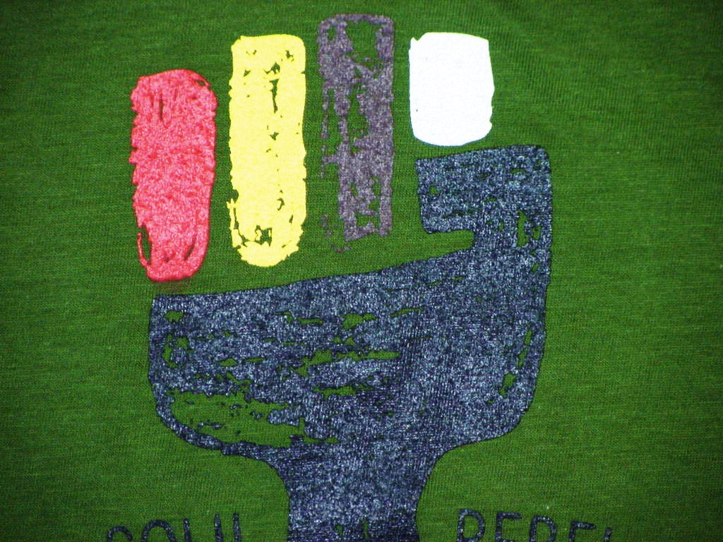 Soul Rebel Color Fist (Olive Green)