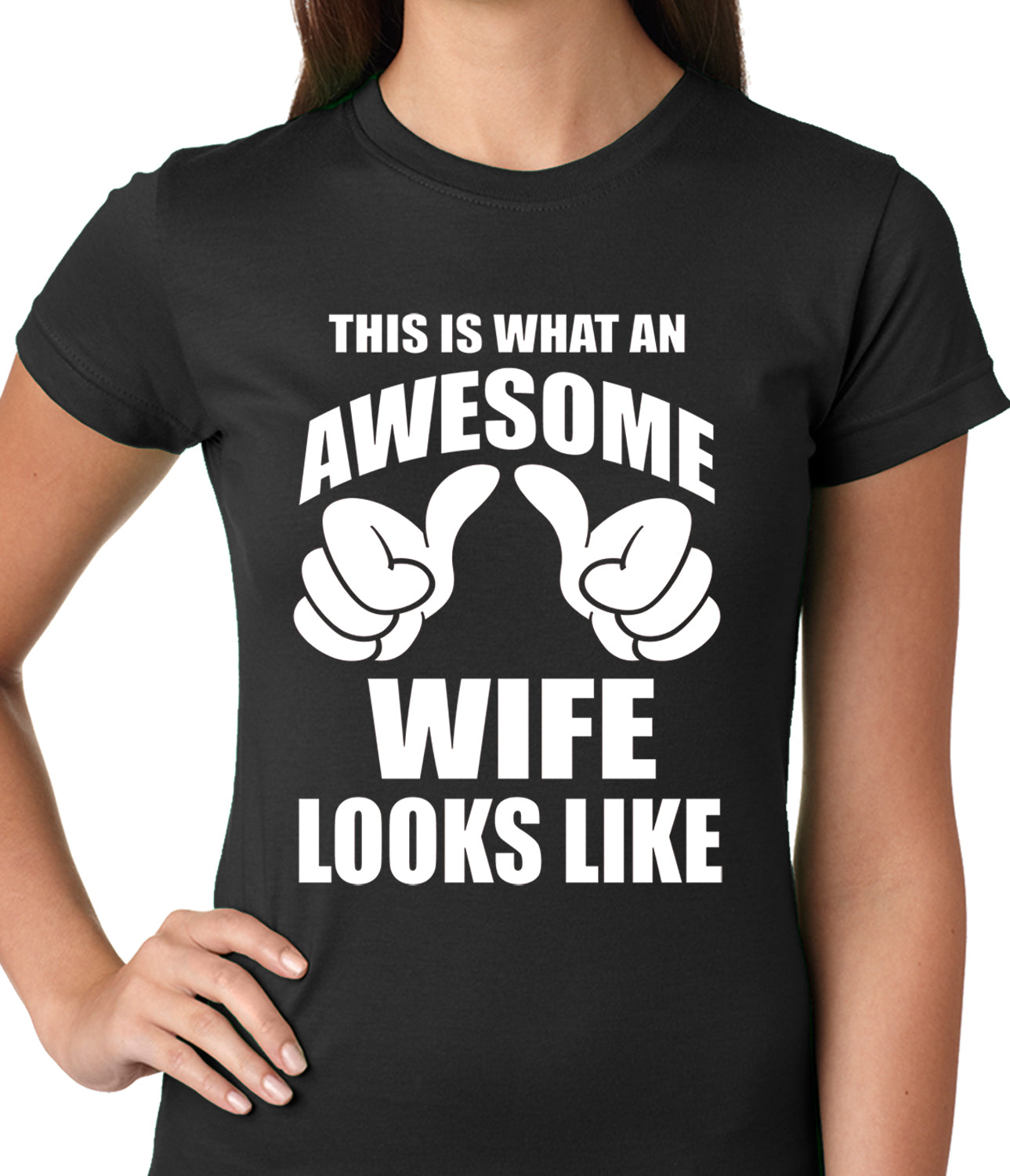 This is What An Awesome Wife Looks Like Ladies T-shirt
